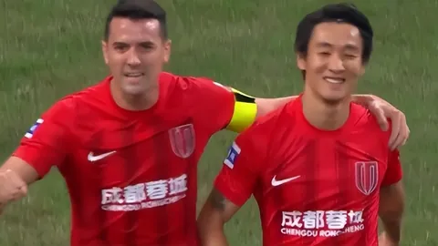 告别旧情，皇社新星戈罗恰特吉数据全面超越上赛季苏比门迪！