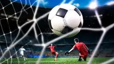 《激战英超第13轮！齐尔克泽神射连场，小角度吊射成焦点，谁能脱颖而出夺最佳？》